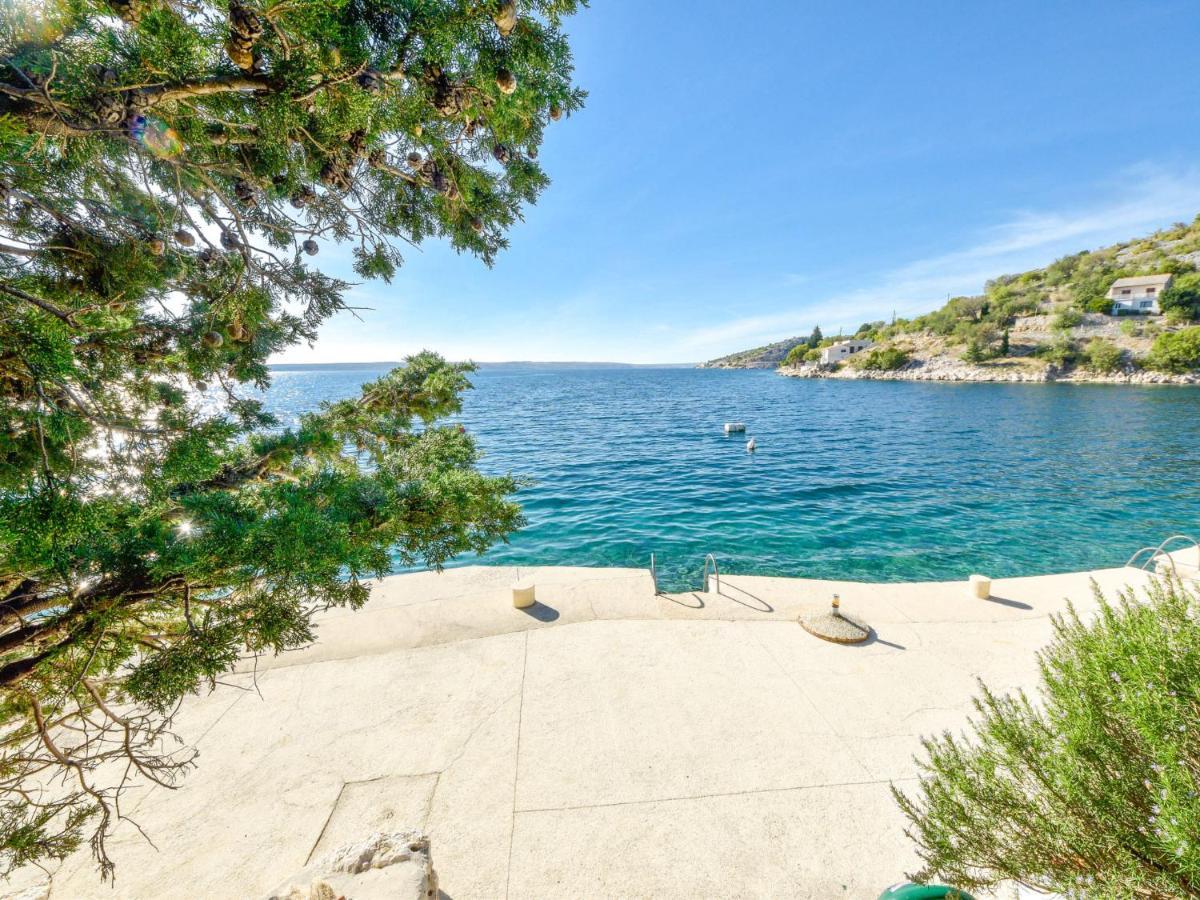Apartment Vukic-5 By Interhome Starigrad Paklenica Bagian luar foto