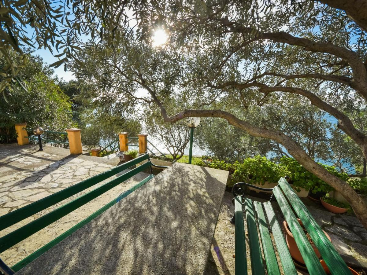 Apartment Vukic-5 By Interhome Starigrad Paklenica Bagian luar foto