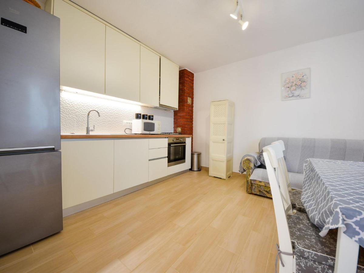 Apartment Vukic-5 By Interhome Starigrad Paklenica Bagian luar foto